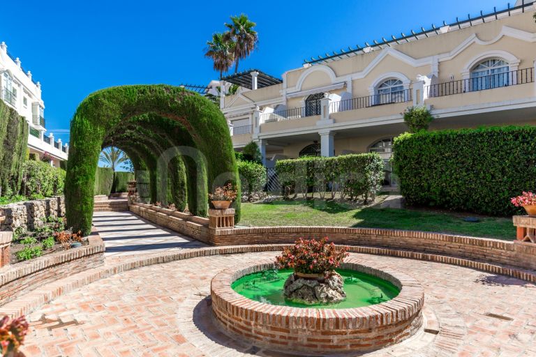 Duplex Penthouse for sale in Aloha Gardens