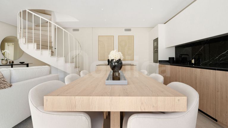 Duplex Penthouse for sale in Aloha Gardens