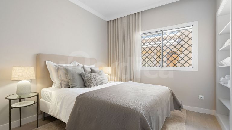 Duplex Penthouse for sale in Aloha Gardens