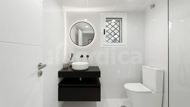 Duplex Penthouse for sale in Aloha Gardens