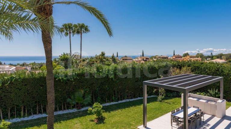 Villa for sale in Nagüeles