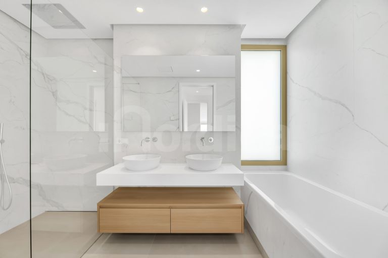 Duplex Penthouse for sale in Benalús