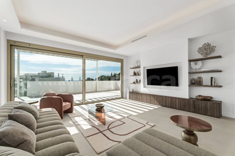 Duplex Penthouse for sale in Benalús