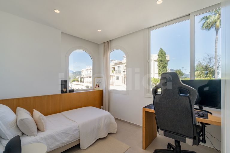 Duplex Penthouse for sale in La Quinta Hills