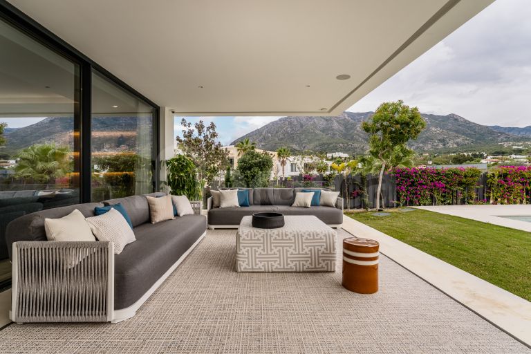 Villa for sale in Lomas del Virrey