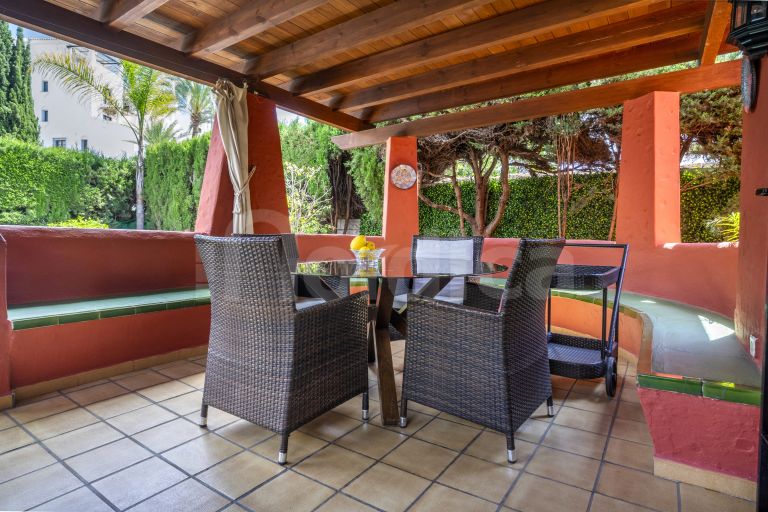 Villa en venta en Nueva Andalucia