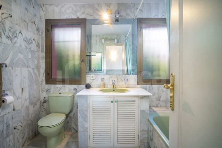 Villa en venta en Nueva Andalucia