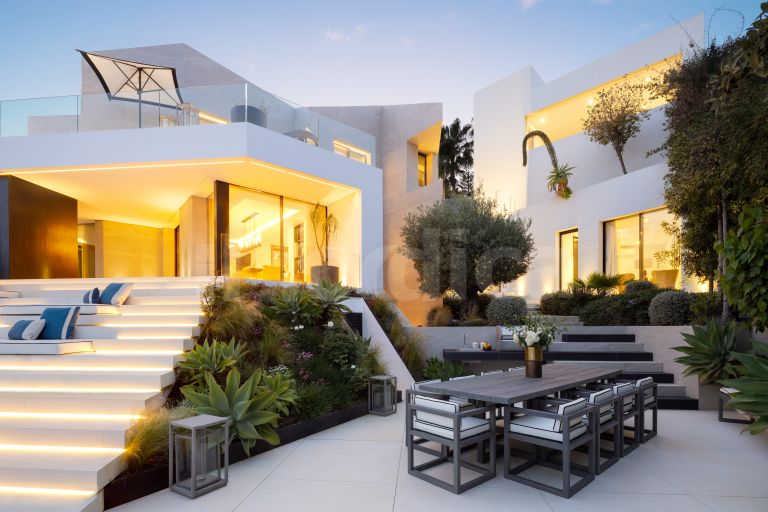 Villa for sale in El Herrojo