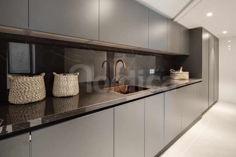 Villa for sale in El Herrojo