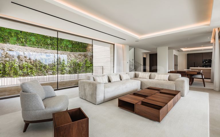 Villa for sale in El Paraiso