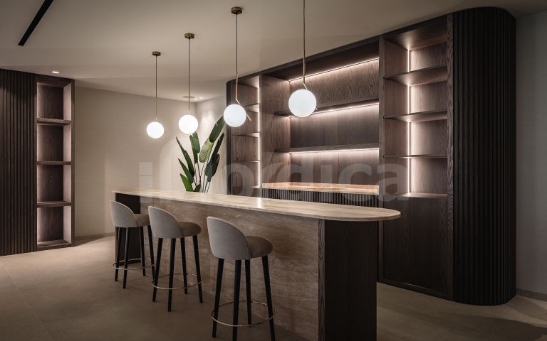 Villa for sale in El Paraiso