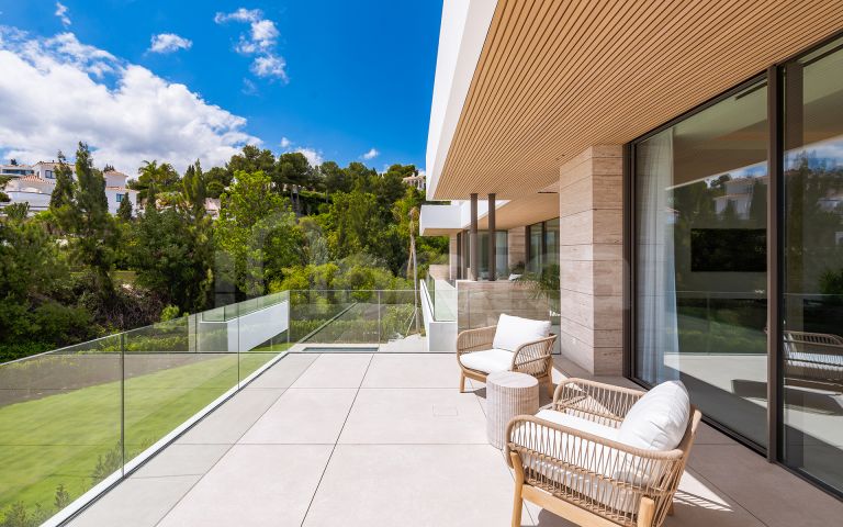 Villa for sale in El Paraiso