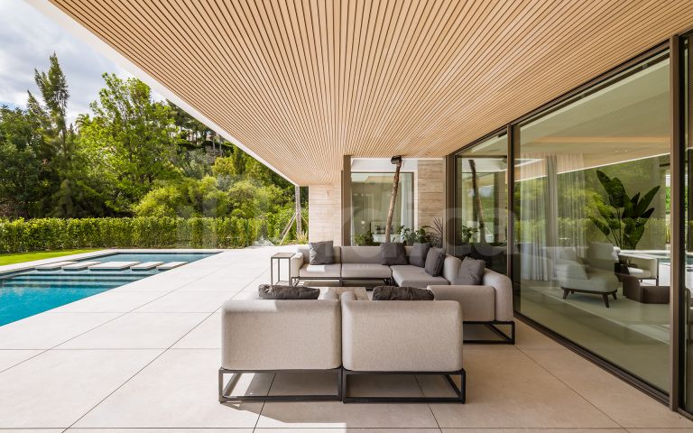 Villa for sale in El Paraiso