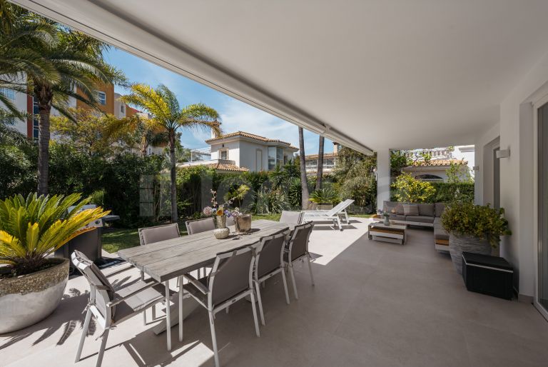 Villa for sale in Monte Biarritz