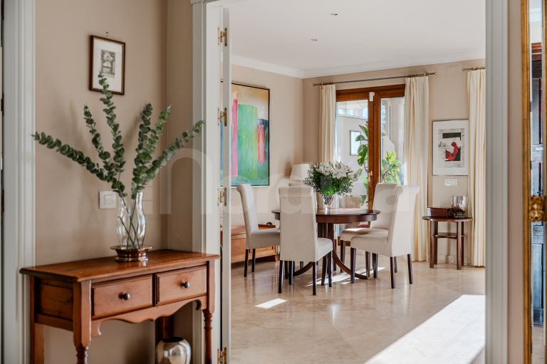 Town House for sale in Paraiso Hills