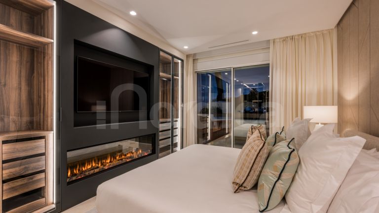 Apartment for sale in Los Monteros Palm Beach