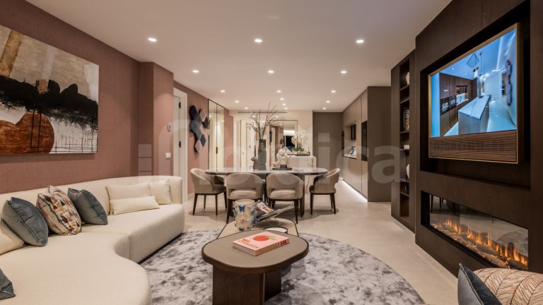 Apartment for sale in Los Monteros Palm Beach