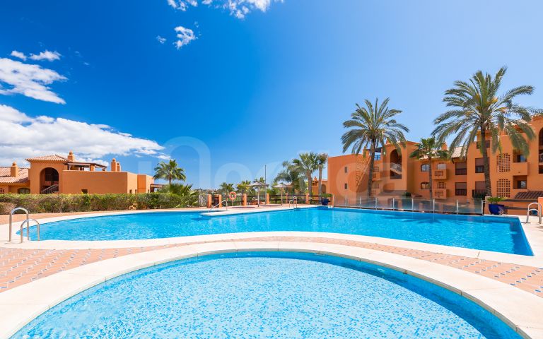 Ground Floor Apartment for sale in Gazules del Sol