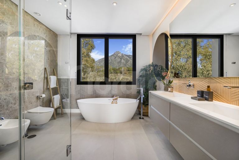 Villa for sale in Villas del Marqués