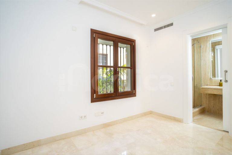 Villa for sale in La Capellania