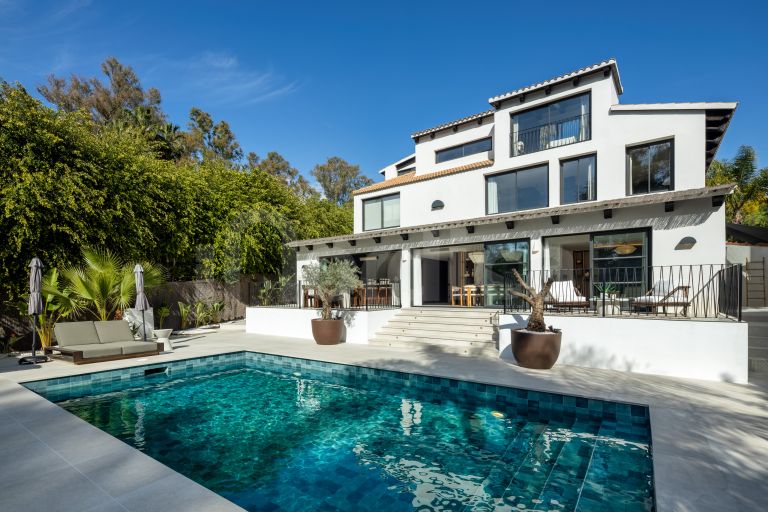 Modern luxury villa in Nueva Andalucia
