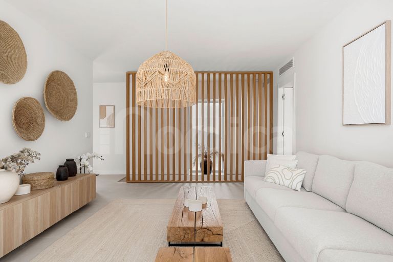 Villa for sale in Nueva Andalucia