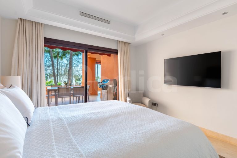 Apartment for sale in La Alzambra