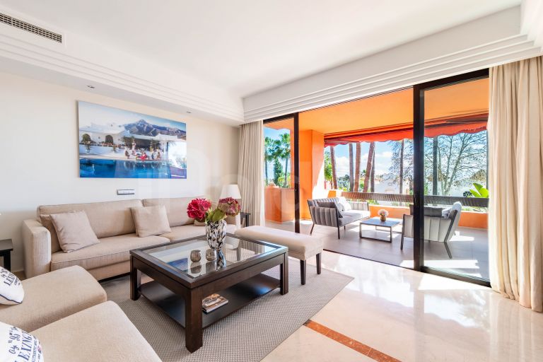 Apartment for sale in La Alzambra