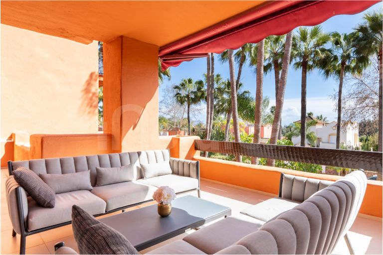 Apartment for sale in La Alzambra