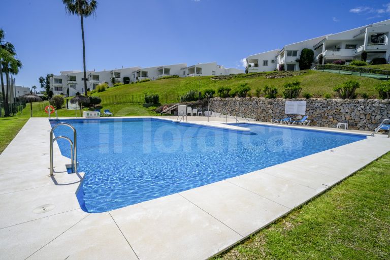 Ground Floor Apartment for sale in Azahara I