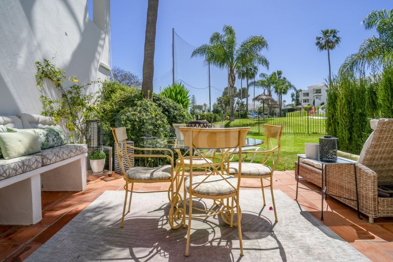 Ground Floor Apartment for sale in Azahara I