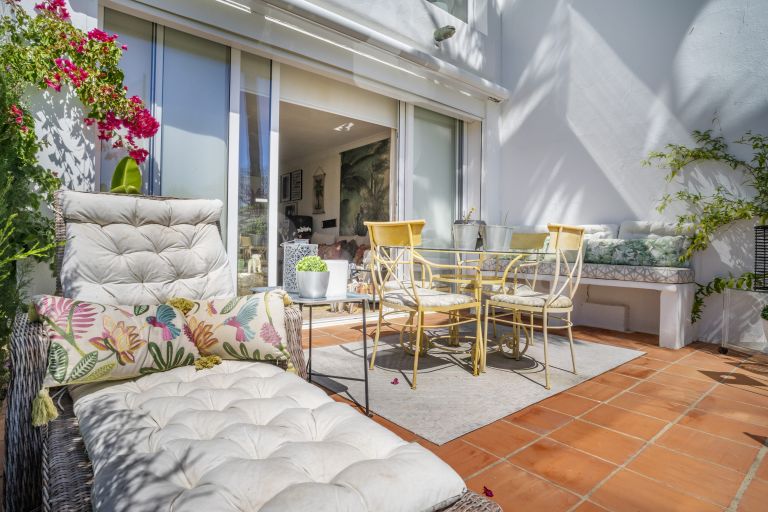 Ground Floor Apartment for sale in Azahara I