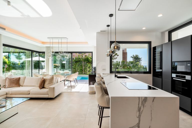 Villa for sale in Sierra Blanca