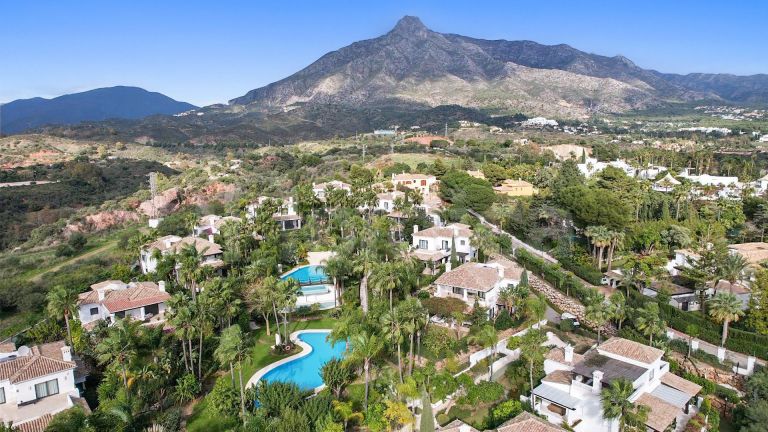 Villa zu verkaufen in Lomas de Magna Marbella