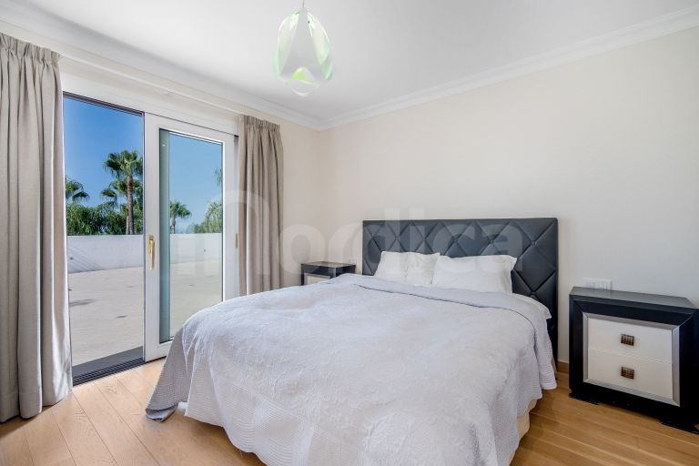 Villa zu verkaufen in Lomas de Magna Marbella