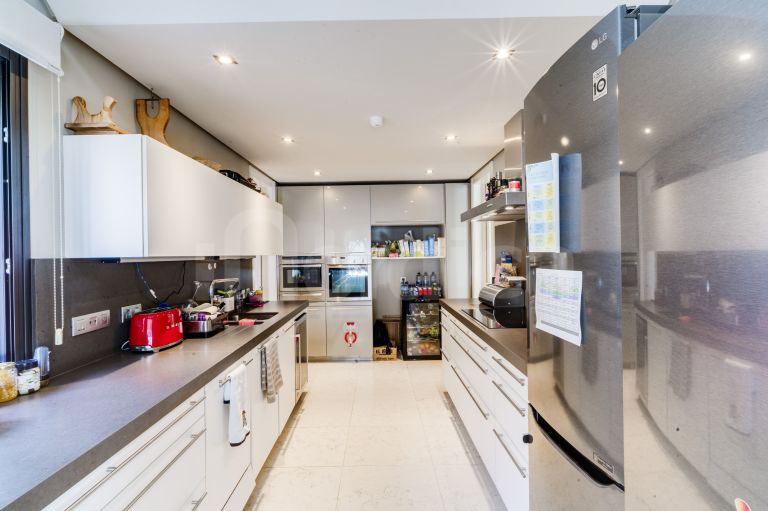 Villa zu verkaufen in Lomas de Magna Marbella