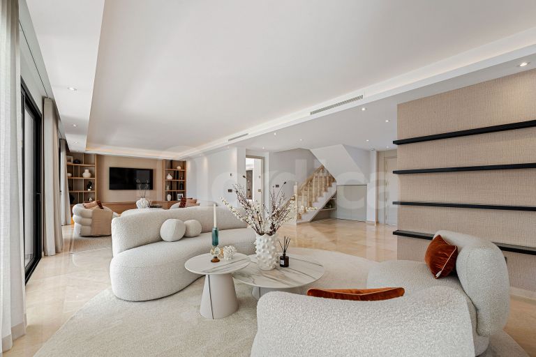 Villa for sale in Atalaya de Rio Verde