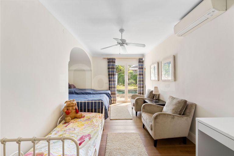 Villa en venta en Nueva Andalucia