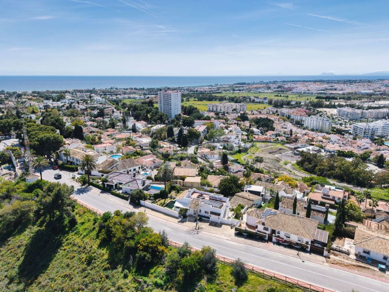 Villa en venta en Nueva Andalucia