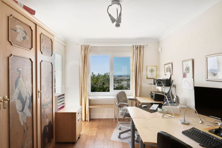 Villa en venta en Nueva Andalucia