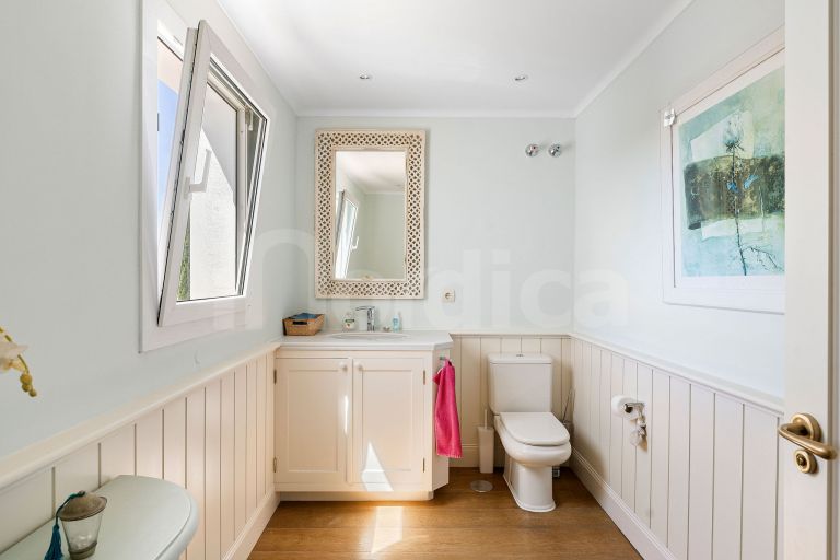 Villa en venta en Nueva Andalucia