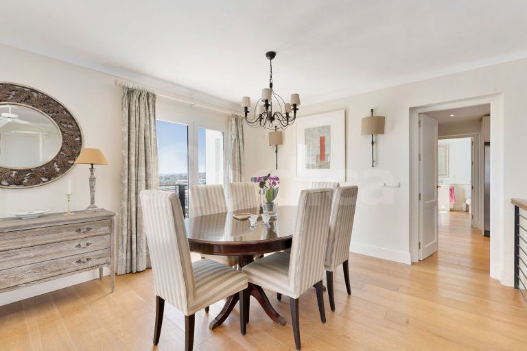 Villa en venta en Nueva Andalucia