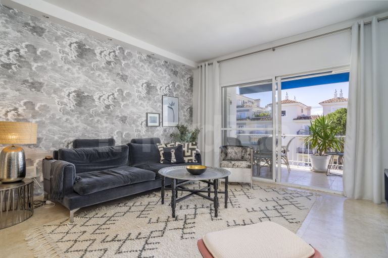 Apartment for sale in Andalucia del Mar