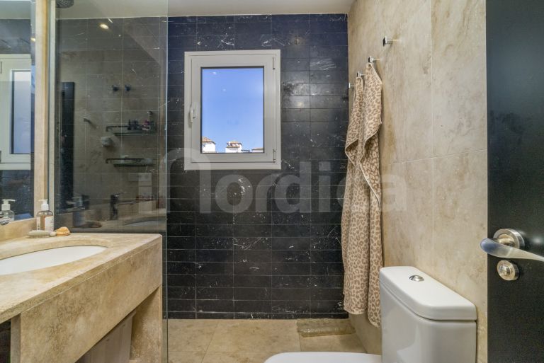 Apartment for sale in Andalucia del Mar