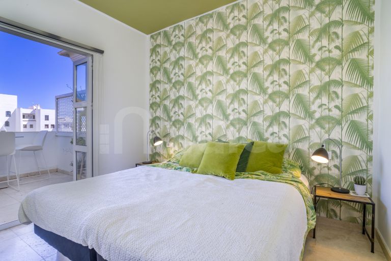 Apartment for sale in Andalucia del Mar