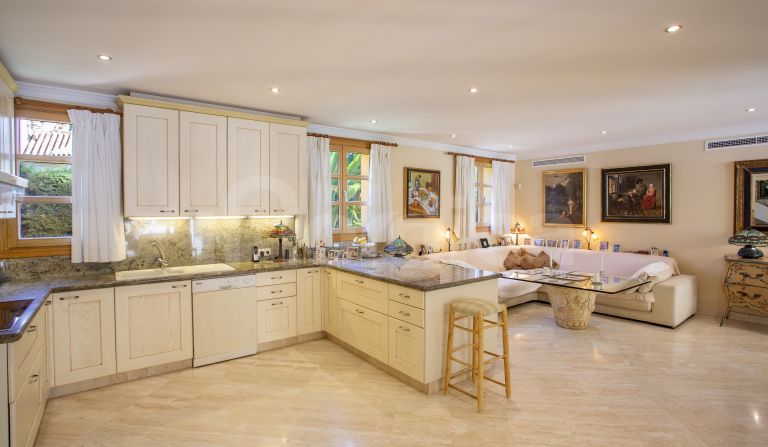 Villa for sale in Lagomar