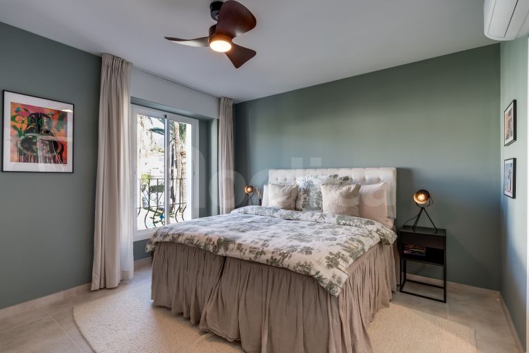 Town House for sale in Los Naranjos Country Club