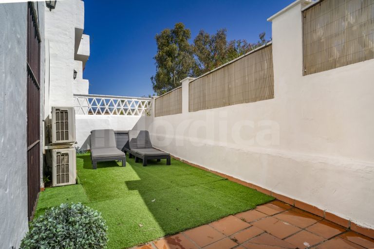 Ground Floor Apartment for sale in La Maestranza