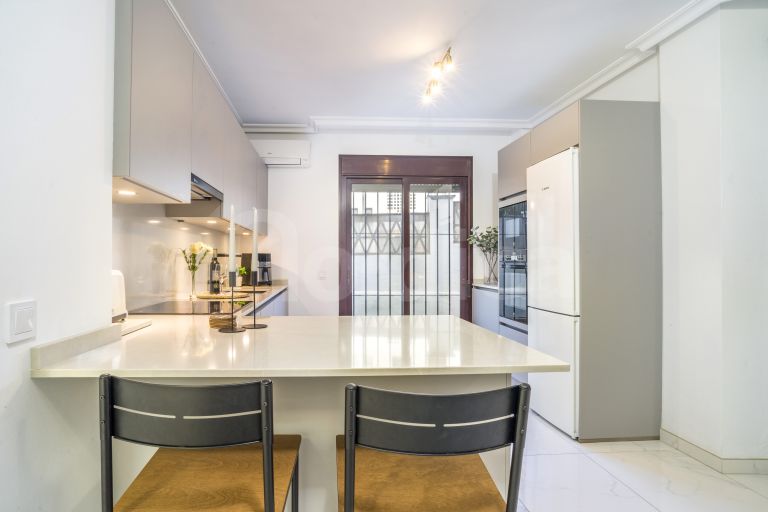 Ground Floor Apartment for sale in La Maestranza