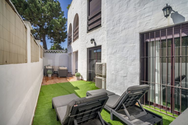 Ground Floor Apartment for sale in La Maestranza